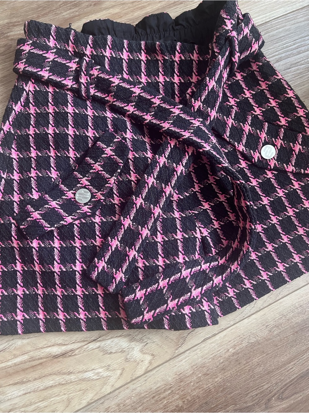 Maje Pink and Black Houndstooth Tweed Mini Skirt